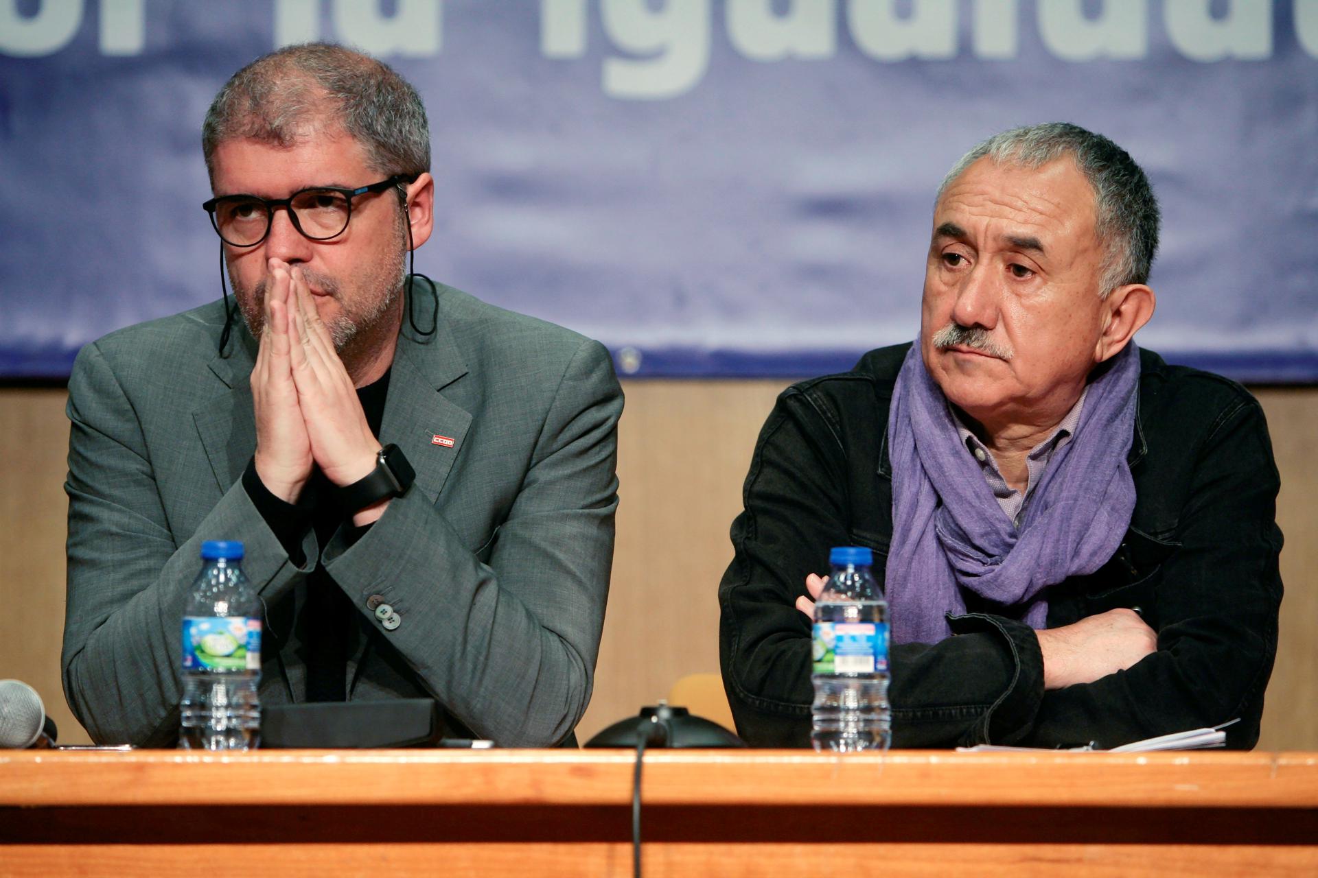 Los sindicatos exigen al Gobierno recabar apoyos para la reforma de las pensiones y evitar que ocurra "como con la reforma laboral" Los sindicatos exigen al Gobierno recabar apoyos para la reforma de las pensiones y evitar que ocurra "como con la reforma laboral"