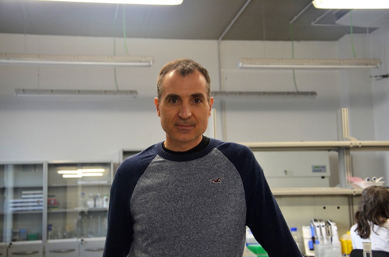 Fernando Tomás Maestre: la investigación al servicio de la lucha contra la desertización Fernando Tomás Maestre: la investigación al servicio de la lucha contra la desertización