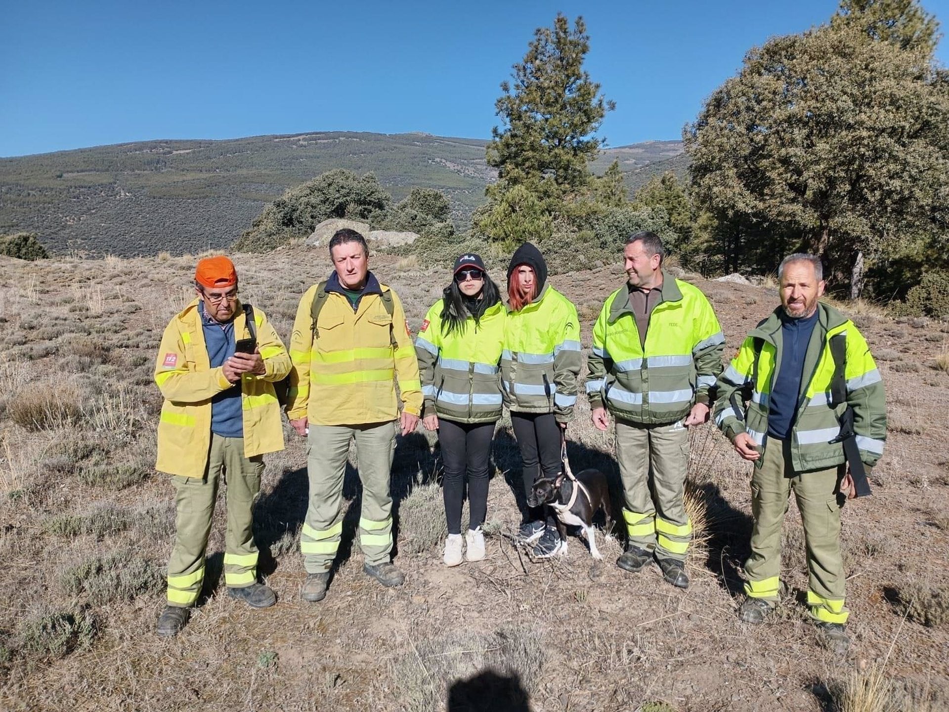 Localizan en buen estado a las dos senderistas desaparecidas en Laujar de Andarax Localizan en buen estado a las dos senderistas desaparecidas en Laujar de Andarax