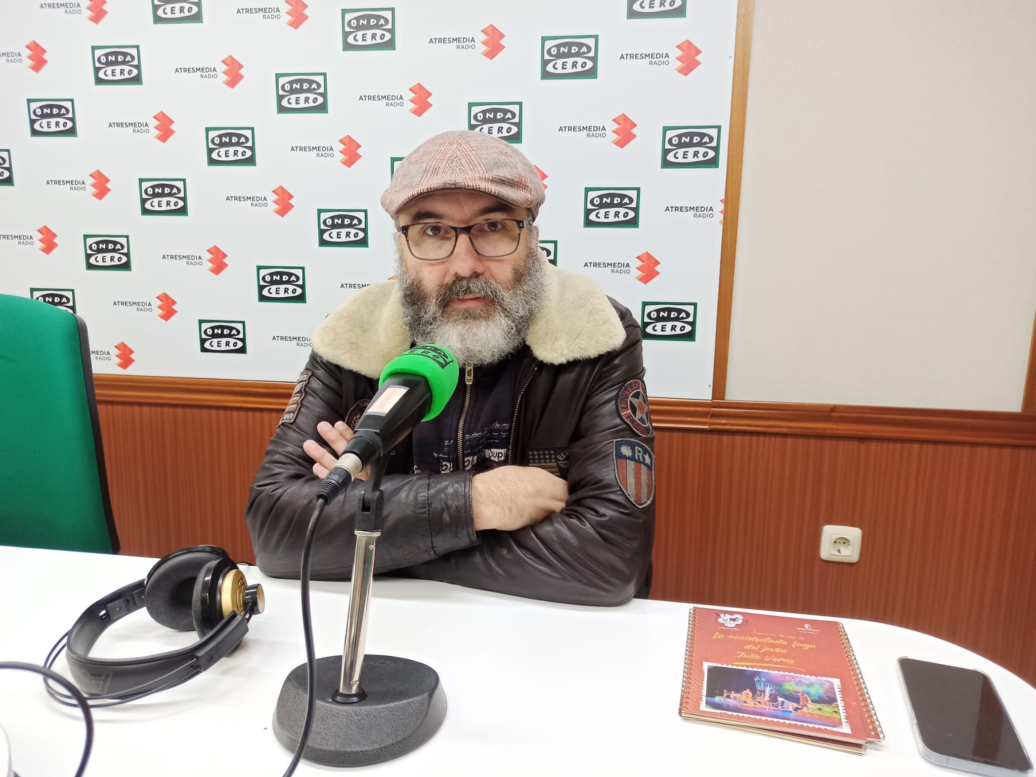 Narea pondrá en escena este sábado "La accidentada fuga del joven Julio Verne" Narea pondrá en escena este sábado "La accidentada fuga del joven Julio Verne"