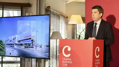 La carta de Mazón a Puig para pedir unidad en tema de agua: “La solución está en el rigor científico” Carlos Mazón en el evento en la Cámara de Comercio