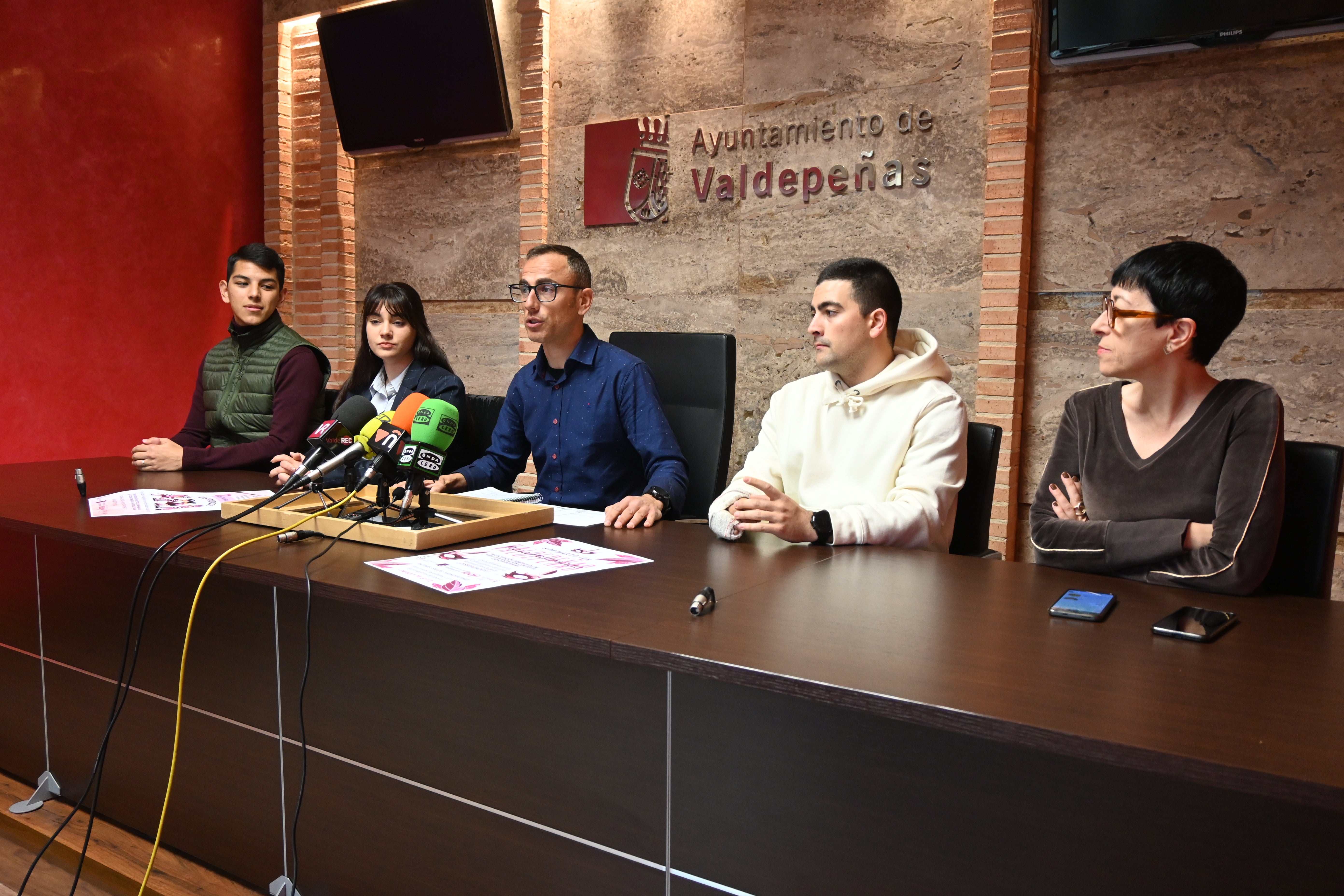 Una actividad de patinaje con carácter solidario Una actividad de patinaje con carácter solidario