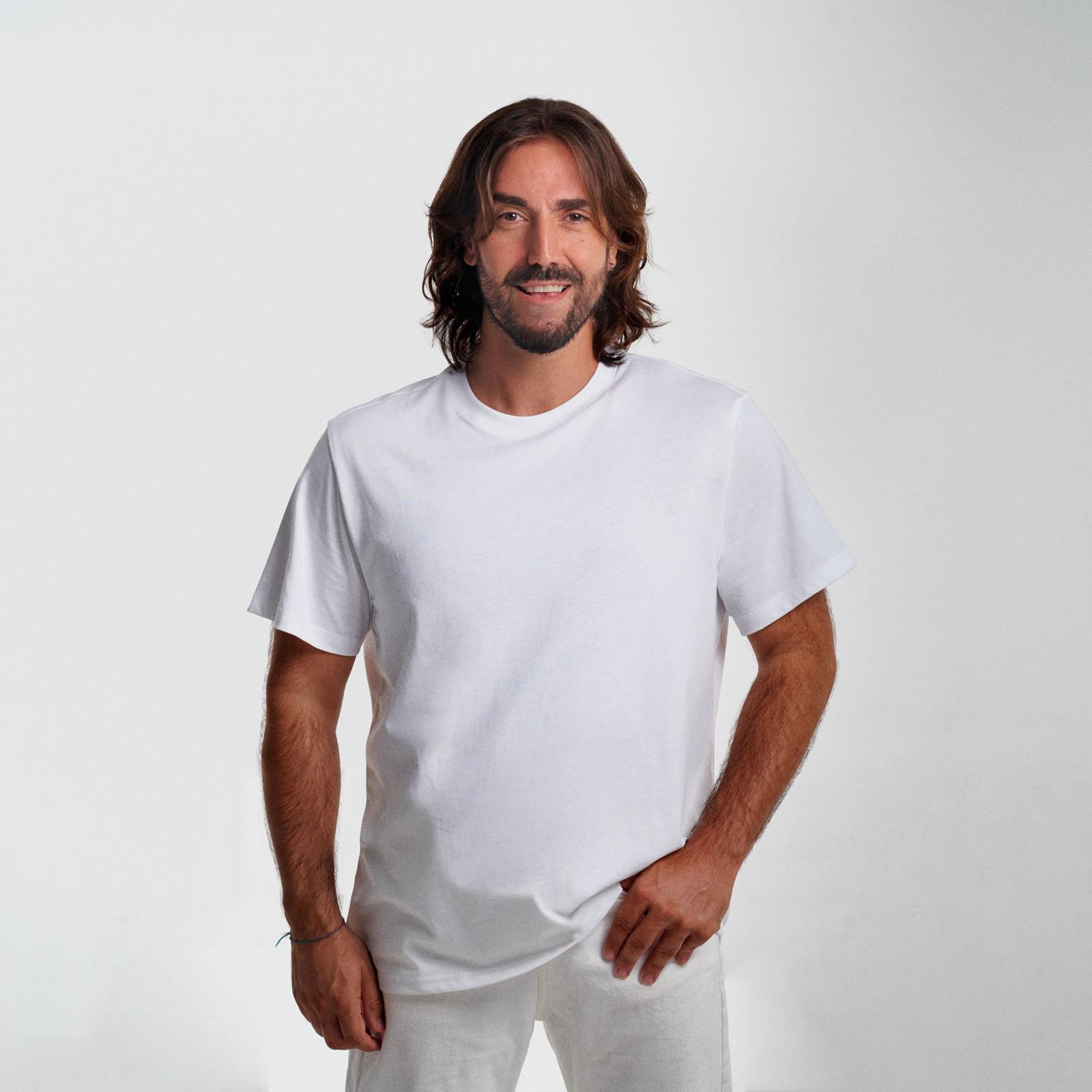 El cantante Andrés Suárez llega este viernes en un concierto acústico en Chiclana El cantante Andrés Suárez llega este viernes en un concierto acústico en Chiclana