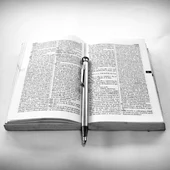 Imagen de archivo de un diccionario. Imagen de archivo de un diccionario.