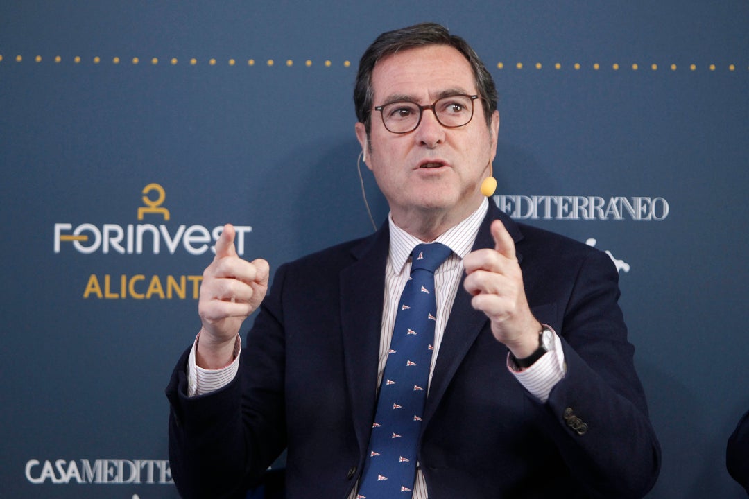 Antonio Garamendi: "Con su ataque a los empresarios, el Gobierno está creando una situación absurda y peligrosa" Antonio Garamendi: "Con su ataque a los empresarios, el Gobierno está creando una situación absurda y peligrosa"