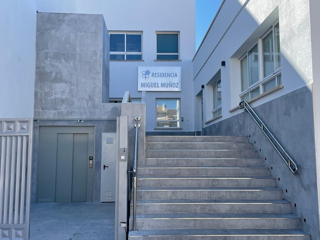 El consistorio albaceteño concederá ayudas por 400.000 euros para infraestructuras de asociaciones destinadas a servicios sociales El consistorio albaceteño concederá ayudas por 400.000 euros para infraestructuras de asociaciones destinadas a servicios sociales