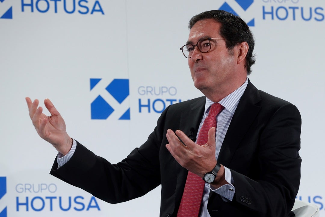 La reacción de Garamendi a una de las preguntas de Alsina: "La verdad, Carlos, es que eres malvado" La reacción de Garamendi a una de las preguntas de Alsina: "La verdad, Carlos, es que eres malvado"