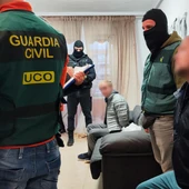 La Guardia Civil detiene a 10 personas como presuntas autoras de siete robos en domicilios de refugiados ucranianos La Guardia Civil detiene a 10 personas como presuntas autoras de siete robos en domicilios de refugiados ucranianos