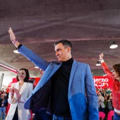 Sánchez anuncia la aprobación de una Ley para garantizar la paridad en órganos de decisión