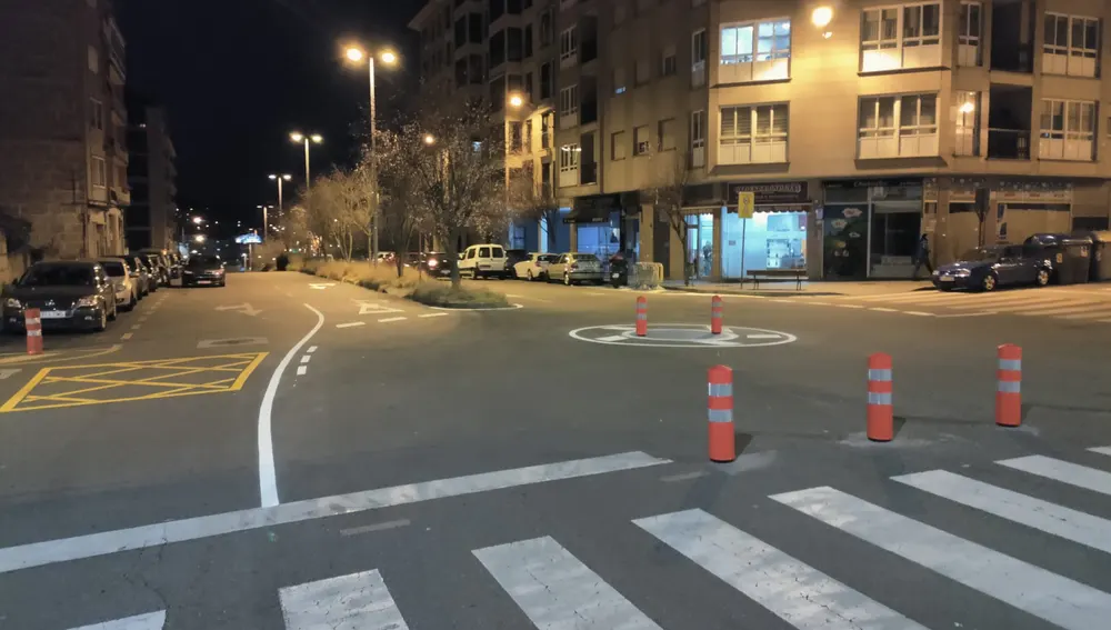 O Concello reforza a sinalización para mellorar a seguridade viaria en diferentes rúas O Concello reforza a sinalización para mellorar a seguridade viaria en diferentes rúas