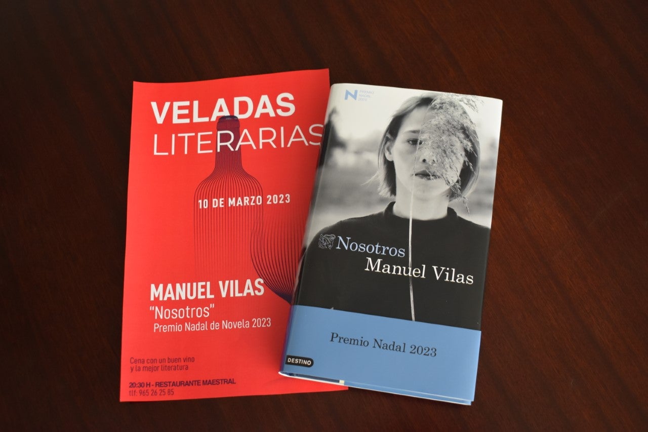 Manuel Vilas, ganador del Premio Nadal 2023 visita las Veladas Literarias de Maestral Manuel Vilas, ganador del Premio Nadal 2023 visita las Veladas Literarias de Maestral