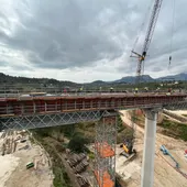 puente linea 9 tram puente linea 9 tram