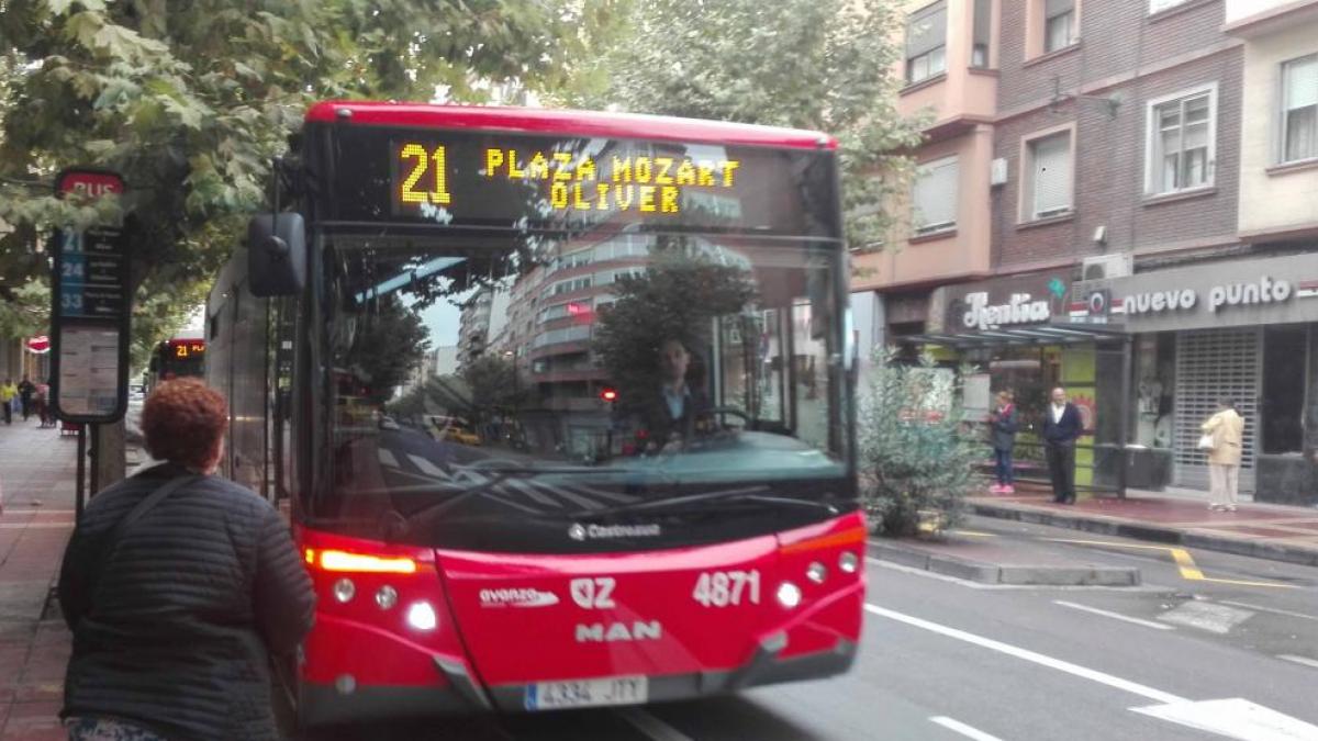 El Ayuntamiento de Zaragoza mejora el servicio en las líneas 21, 23 y 60 El Ayuntamiento de Zaragoza mejora el servicio en las líneas 21, 23 y 60