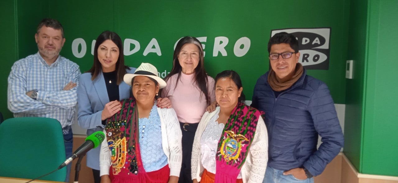 La cooperativa de artesanas de Biblián (Ecuador) exponen en Elche su proyecto con el Fons Valenciá de Cooperació La cooperativa de artesanas de Biblián (Ecuador) exponen en Elche su proyecto con el Fons Valenciá de Cooperació