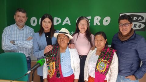 Representantes de la Cooperativa Padre Rafael Gonz&aacute;lez con Nacho Pe&ntilde;arocha , Mariola Galiana y Danilo Barreto