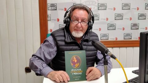 Juan Jos&eacute; Guardia Polaino, poeta