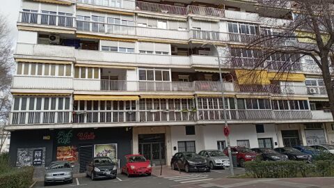 Vecinos del barrio alcala&iacute;no de Iviasa est&aacute;n en contra de la apertura de un local de ocio nocturno en una zona residencial