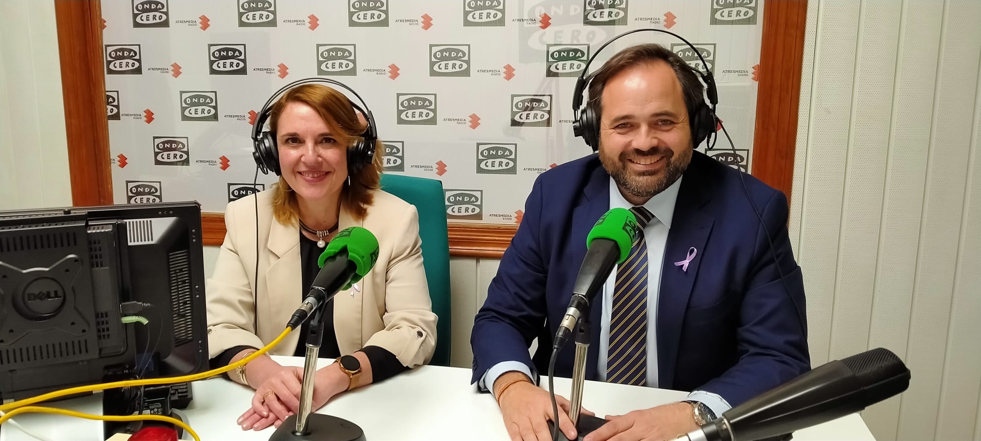 Paco Núñez ha celebrado un acto con motivo del 8-M en Valdepeñas y ha visitado la emisora de Onda Cero Paco Núñez ha celebrado un acto con motivo del 8-M en Valdepeñas y ha visitado la emisora de Onda Cero