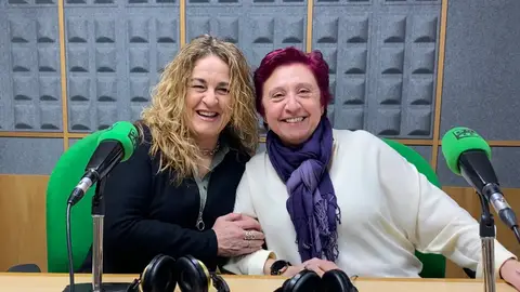 Mentxu Ilarduya y Antonia Sánchez Conductoras transporte urbano