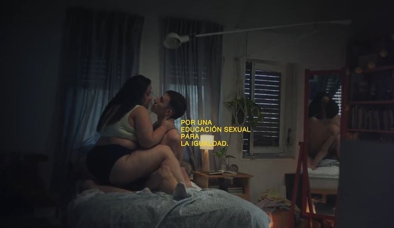 La campaña de Igualdad en el 8M sobre educación sexual: "En España no hablamos de tocarse a los 60" La campaña de Igualdad en el 8M sobre educación sexual: "En España no hablamos de tocarse a los 60"