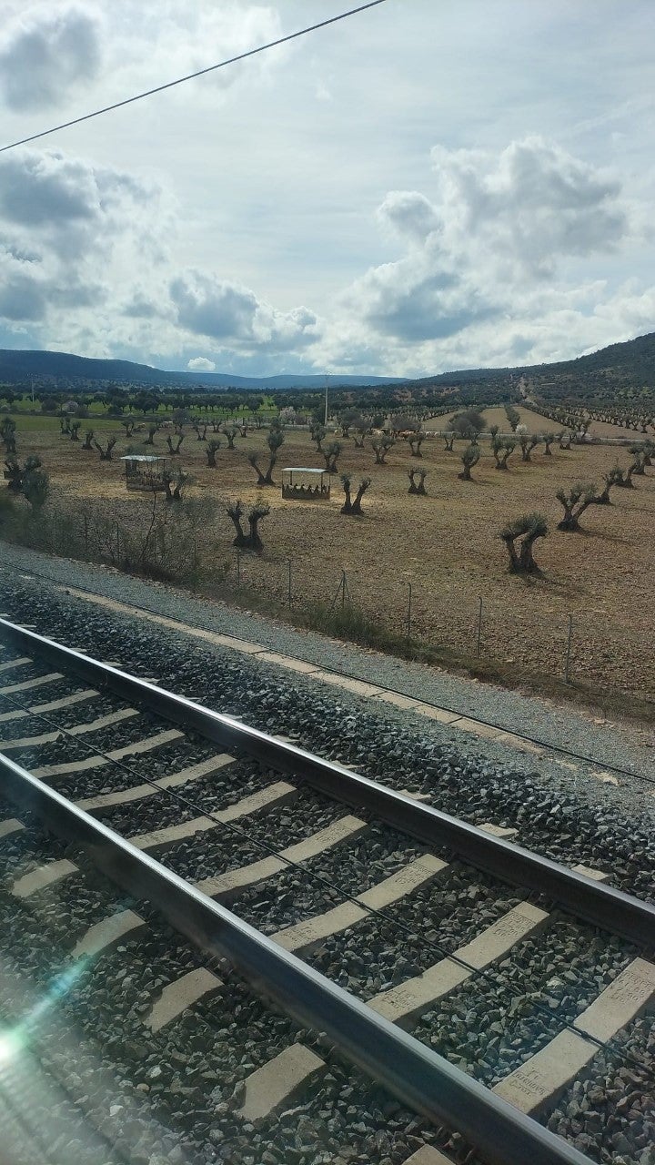 Una incidencia "ajena a RENFE" provoca retraso de una hora en un Avant de Ciudad Real Una incidencia "ajena a RENFE" provoca retraso de una hora en un Avant de Ciudad Real