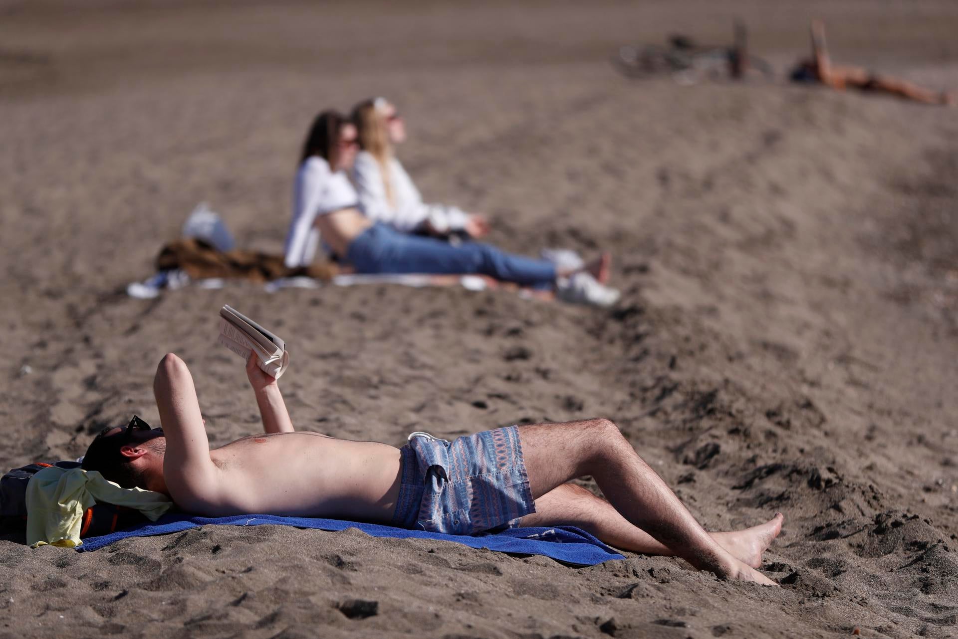 La primavera llega con temperaturas cálidas y sin previsión de lluvia La primavera llega con temperaturas cálidas y sin previsión de lluvia
