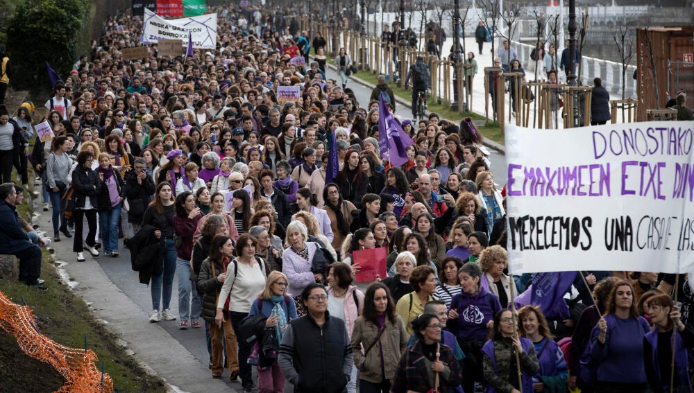 Imagen de la manifestación del 8M en San Sebastián