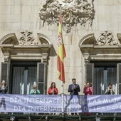 "Igualdad real" la reivindicación del consistorio de Alicante en el homenaje a las mujeres con motivo del 8M "Igualdad real" la reivindicación del consistorio de Alicante en el homenaje a las mujeres con motivo del 8M