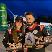 Miriam Antelo con el trofeo Copa Kobe Motor Miriam Antelo con el trofeo Copa Kobe Motor