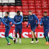 Ayoze, Luiz Felipe, William Carvalho, Edgar y Willian José entrenan en Old Trafford.