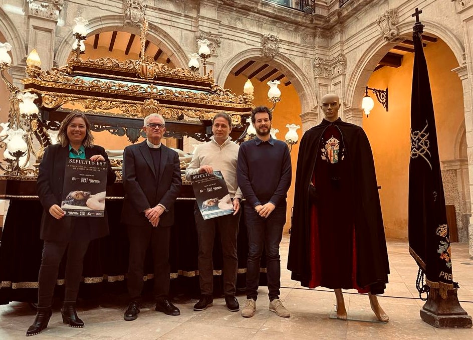 Exposición en el Museo de Arte Sacro de Orihuela sobre el patrimonio artístico del Santo Entierro Exposición en el Museo de Arte Sacro de Orihuela sobre el patrimonio artístico del Santo Entierro