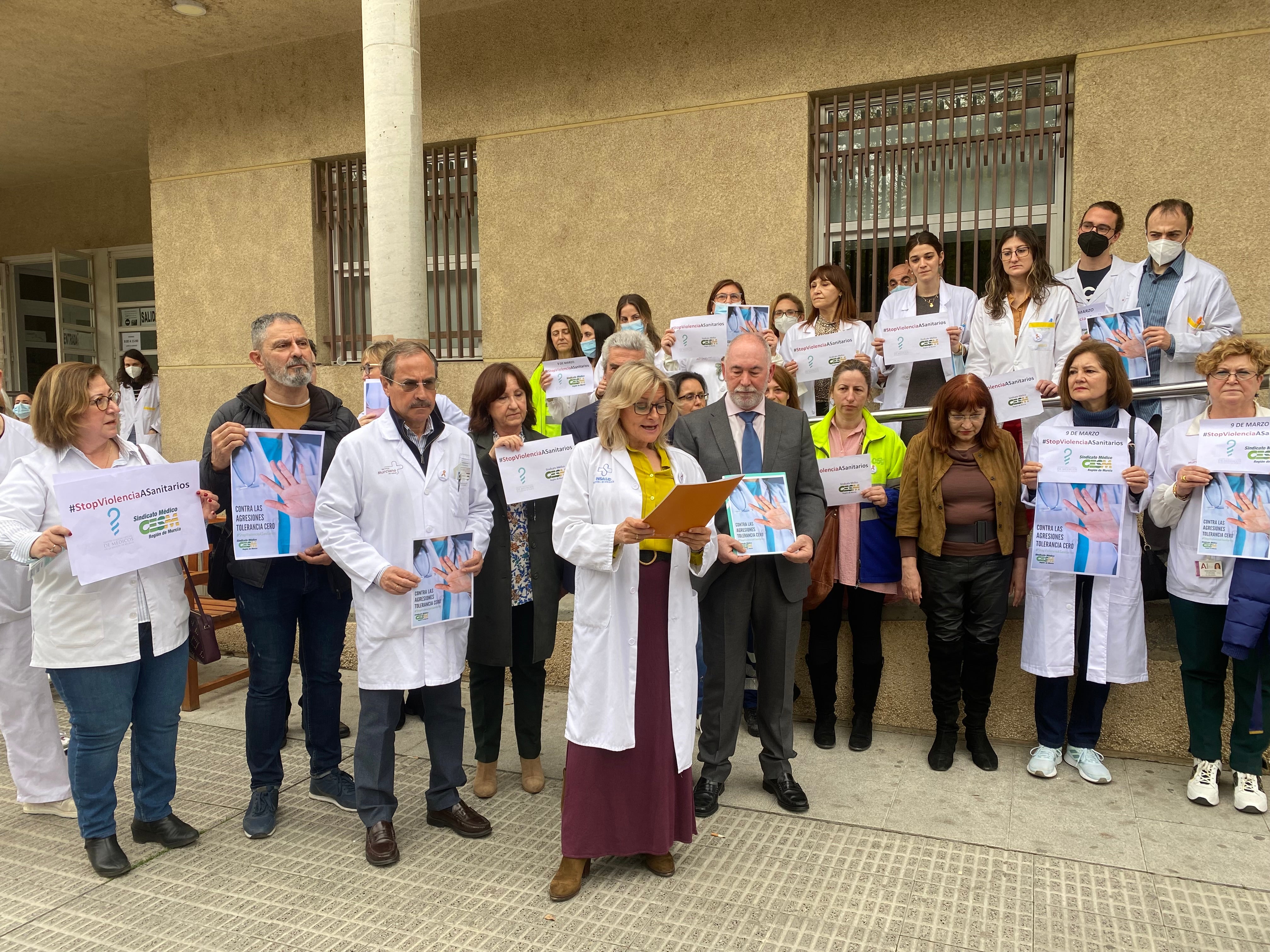Dra. Soledad Guillén: La sobre carga en consultas, una de los motivos que favorece las agresiones a los médicos Dra. Soledad Guillén: La sobre carga en consultas, una de los motivos que favorece las agresiones a los médicos