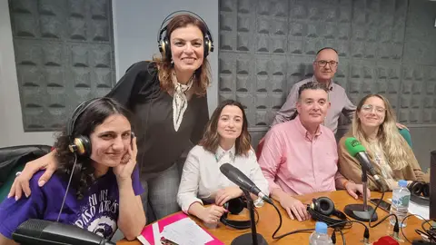 El Día de la Mujer protagoniza la tertulia semanal en 'Más de uno Vega Baja' tertulia