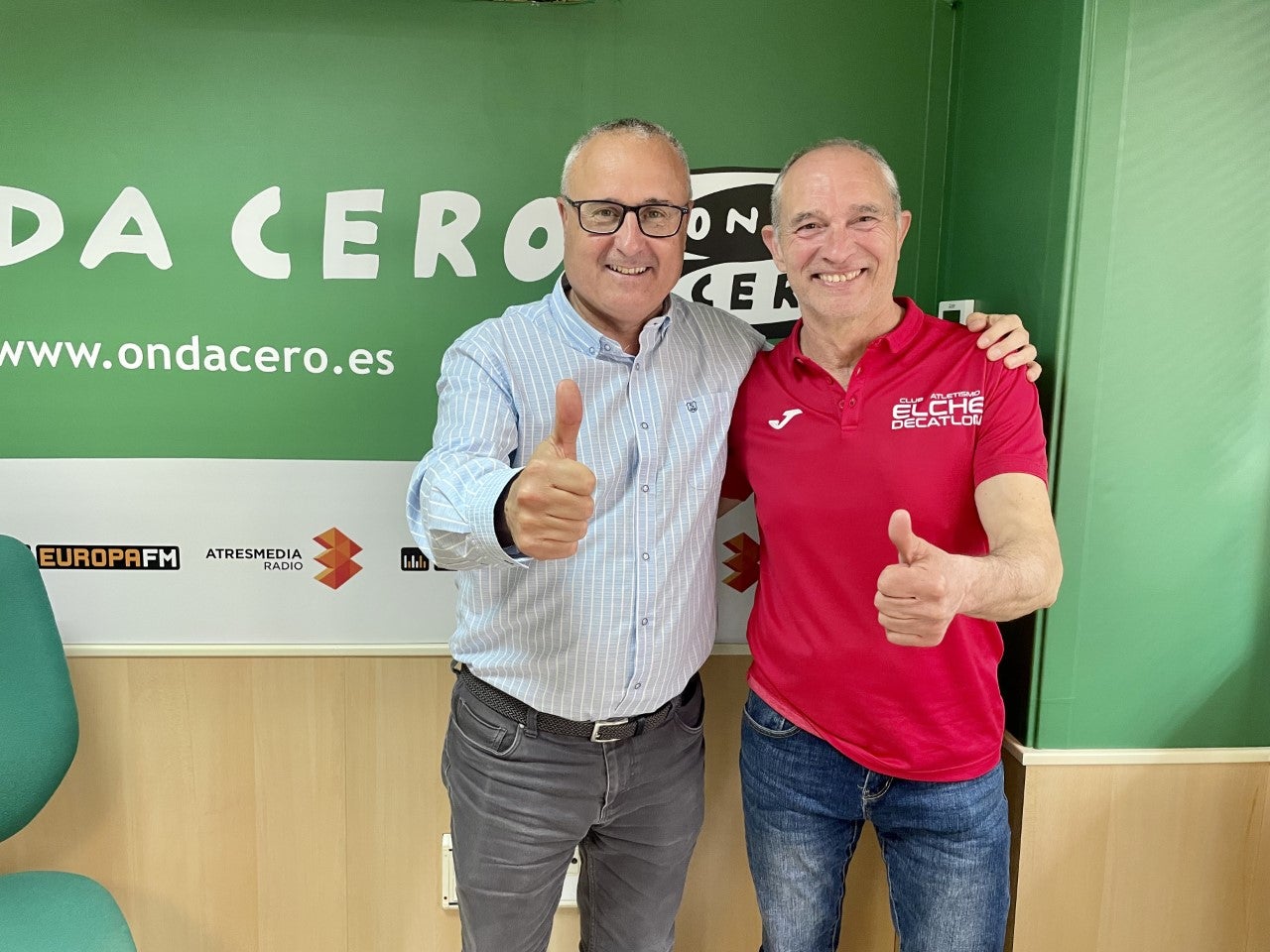 "La Concejalía de Deportes y el Club Atletismo Decatlón han dado el 200% en la organización de esta Media Maratón de Elche" "La Concejalía de Deportes y el Club Atletismo Decatlón han dado el 200% en la organización de esta Media Maratón de Elche"