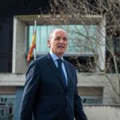 El expresidente de la Generalitat Valenciana Francisco Camps a su llegada al juicio.