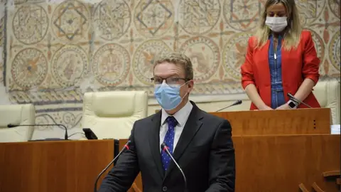 El diputado de Ciudadanos Fernando Rodríguez deja su escaño en la Asamblea de Extremadura El diputado de Ciudadanos Fernando Rodríguez deja su escaño en la Asamblea de Extremadura