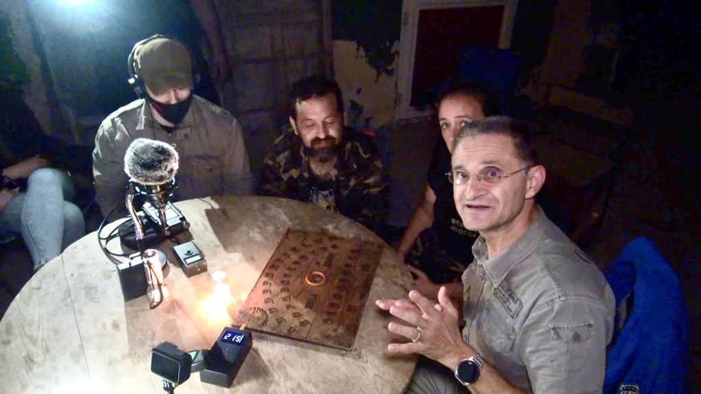 Pedro Amorós utiliza el 'factor miedo' en sus investigaciones como generador de fenómenos paranormales e inexplicados Pedro Amorós utiliza el 'factor miedo' en sus investigaciones como generador de fenómenos paranormales e inexplicados