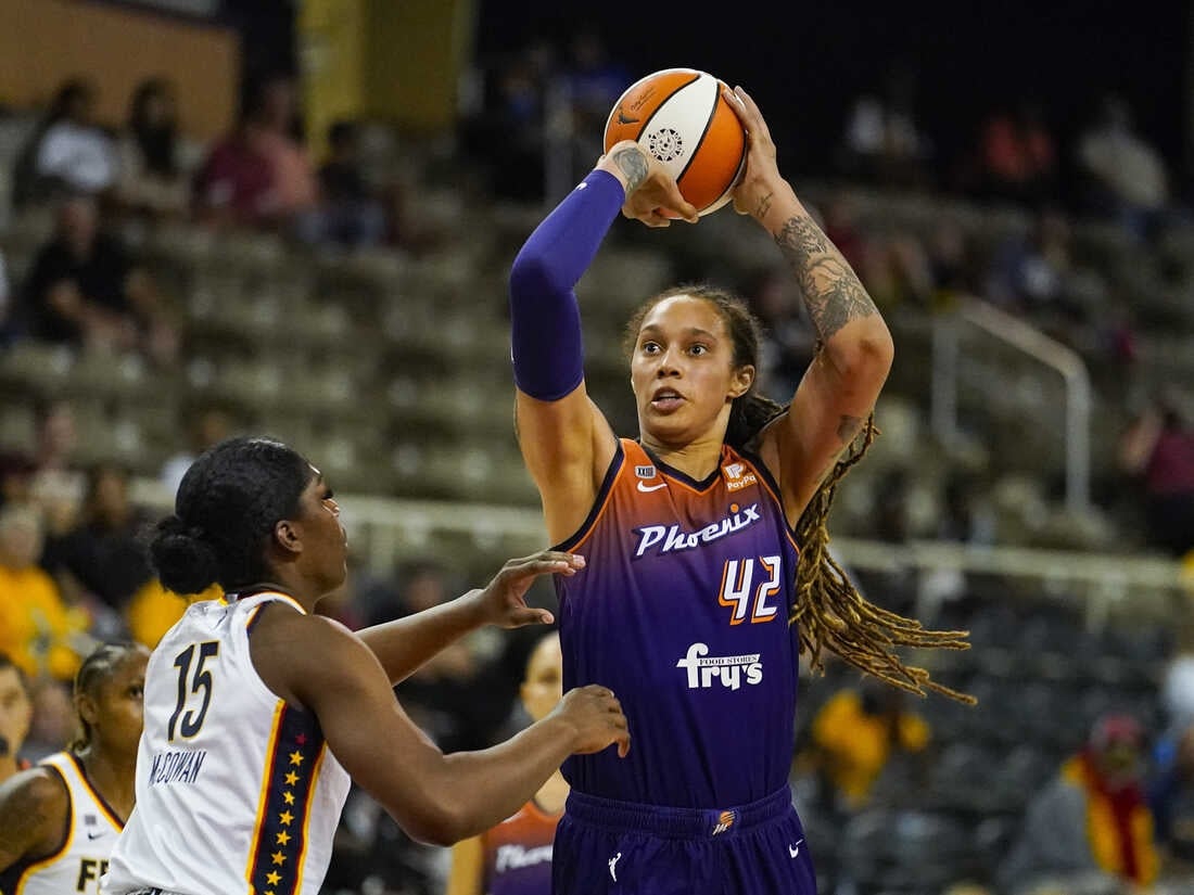 Brittney Griner vuelve a la WNBA Brittney Griner vuelve a la WNBA