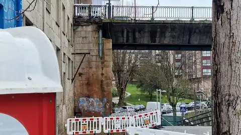 O Psoe reclama a Jácome unha solución as obras do elevador en Ervedelo O Psoe reclama a Jácome unha solución as obras do elevador en Ervedelo