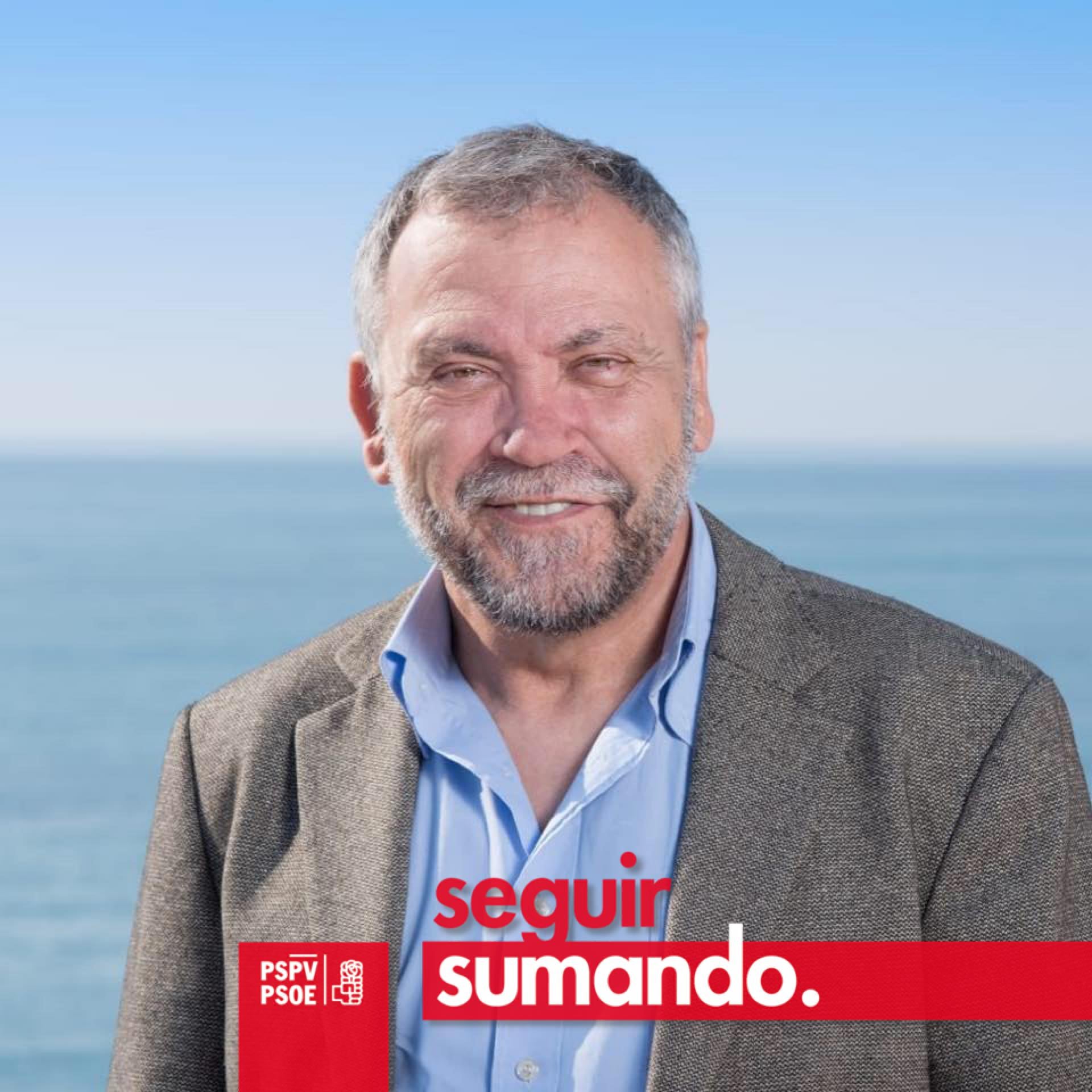 Andrés Navarro dimite como secretario general del PSOE de Torrevieja y da paso a una gestora Andrés Navarro dimite como secretario general del PSOE de Torrevieja y da paso a una gestora