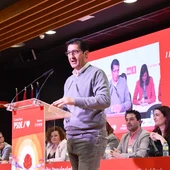 Caballero durante su intervención en el Comité Provincial del PSOE Caballero durante su intervención en el Comité Provincial del PSOE