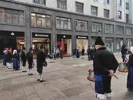 El Banco Santander inaugura en Oviedo un Work Café El Banco Santander inaugura en Oviedo un Work Café