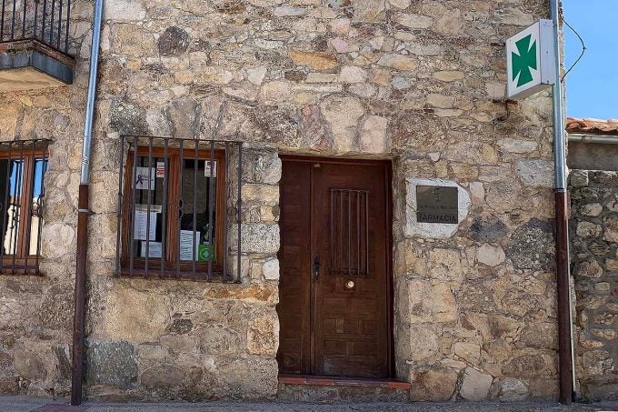 Casi diez farmacias rurales de Cuenca se reconvertirán en botiquines Casi diez farmacias rurales de Cuenca se reconvertirán en botiquines