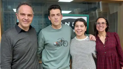 Marcos Seoane, Ignacio Davila, Noreia Hermida y Lara Vivero. Ignacio y Noreia, ganadores concurso de solistas del Conservatorio Profesional de Música de A Coruña y la OSG.