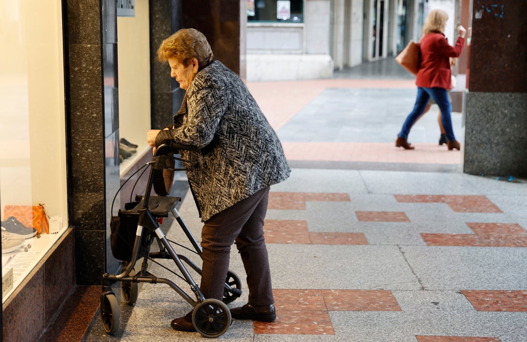 Cuánto subirán las pensiones mínimas con la nueva reforma de Escrivá Cuánto subirán las pensiones mínimas con la nueva reforma de Escrivá
