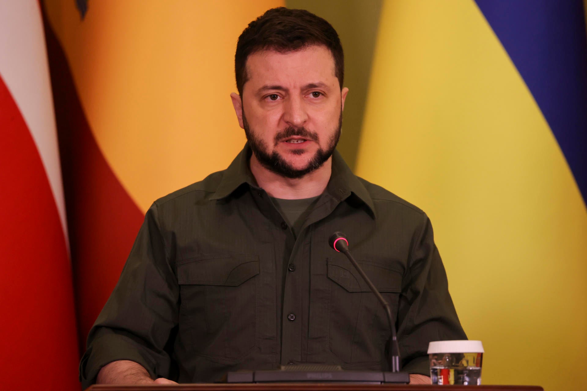 Zelenski destaca la muerte de 1.100 soldados rusos en Bajmut sólo esta semana Zelenski destaca la muerte de 1.100 soldados rusos en Bajmut sólo esta semana