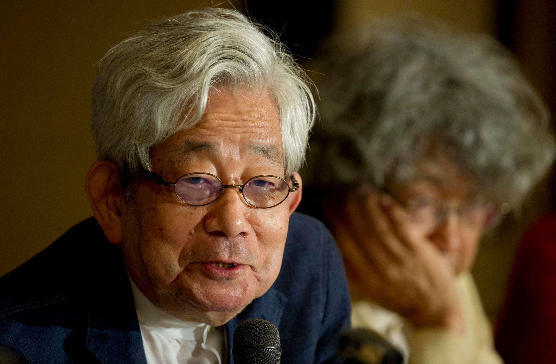 Muere a los 88 años el premio Nobel de Literatura Kenzaburo Oe Muere a los 88 años el premio Nobel de Literatura Kenzaburo Oe