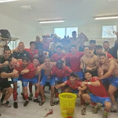Ambiente en el vestuario del Saguntino tras el 4-0 frente al Lleida Esportiu Ambiente en el vestuario del Saguntino tras el 4-0 frente al Lleida Esportiu