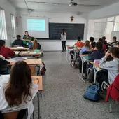Una de las aulas de un centro educativo Una de las aulas de un centro educativo