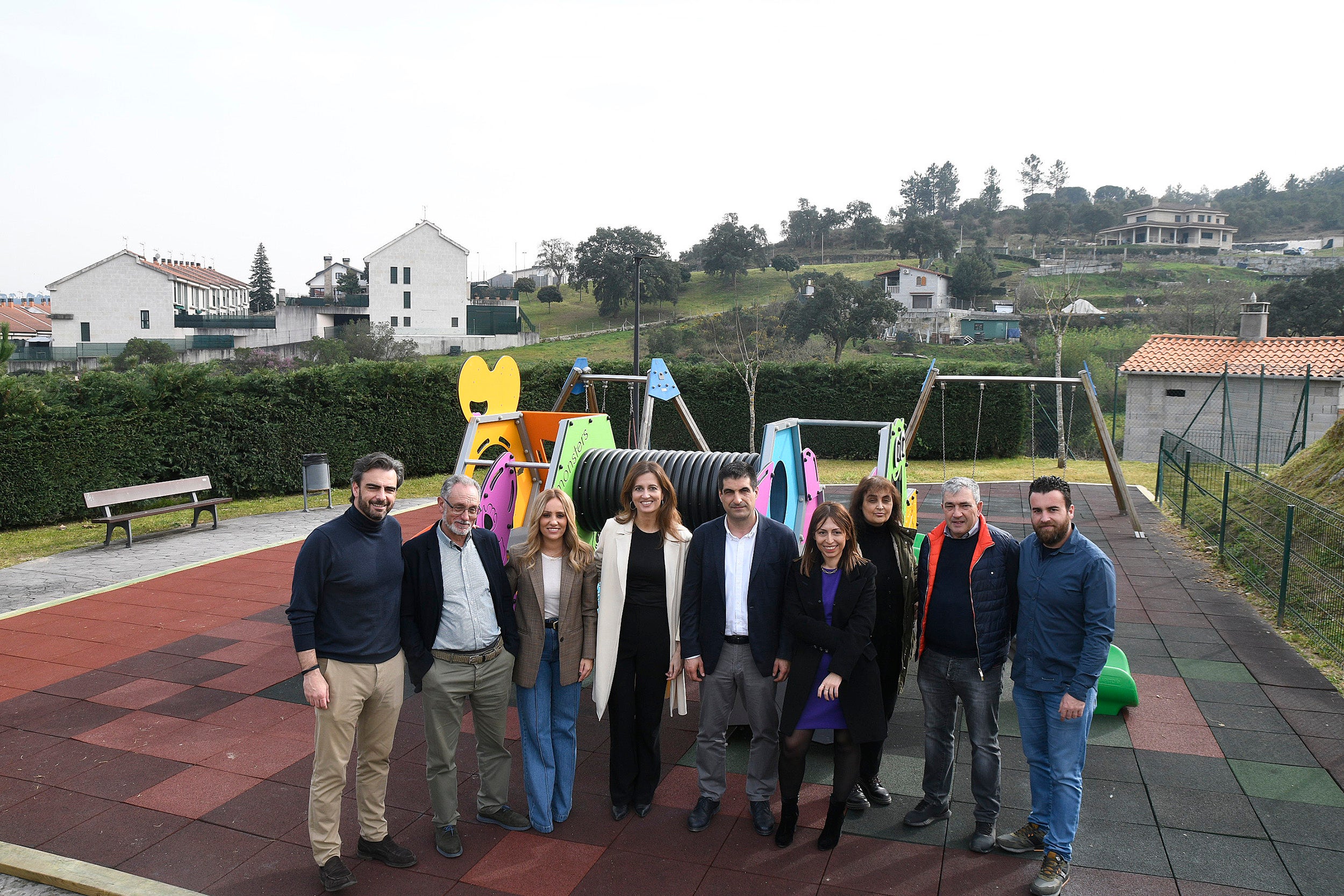 Mellora de tres parques infantís en San Cibrao das Viñas Mellora de tres parques infantís en San Cibrao das Viñas